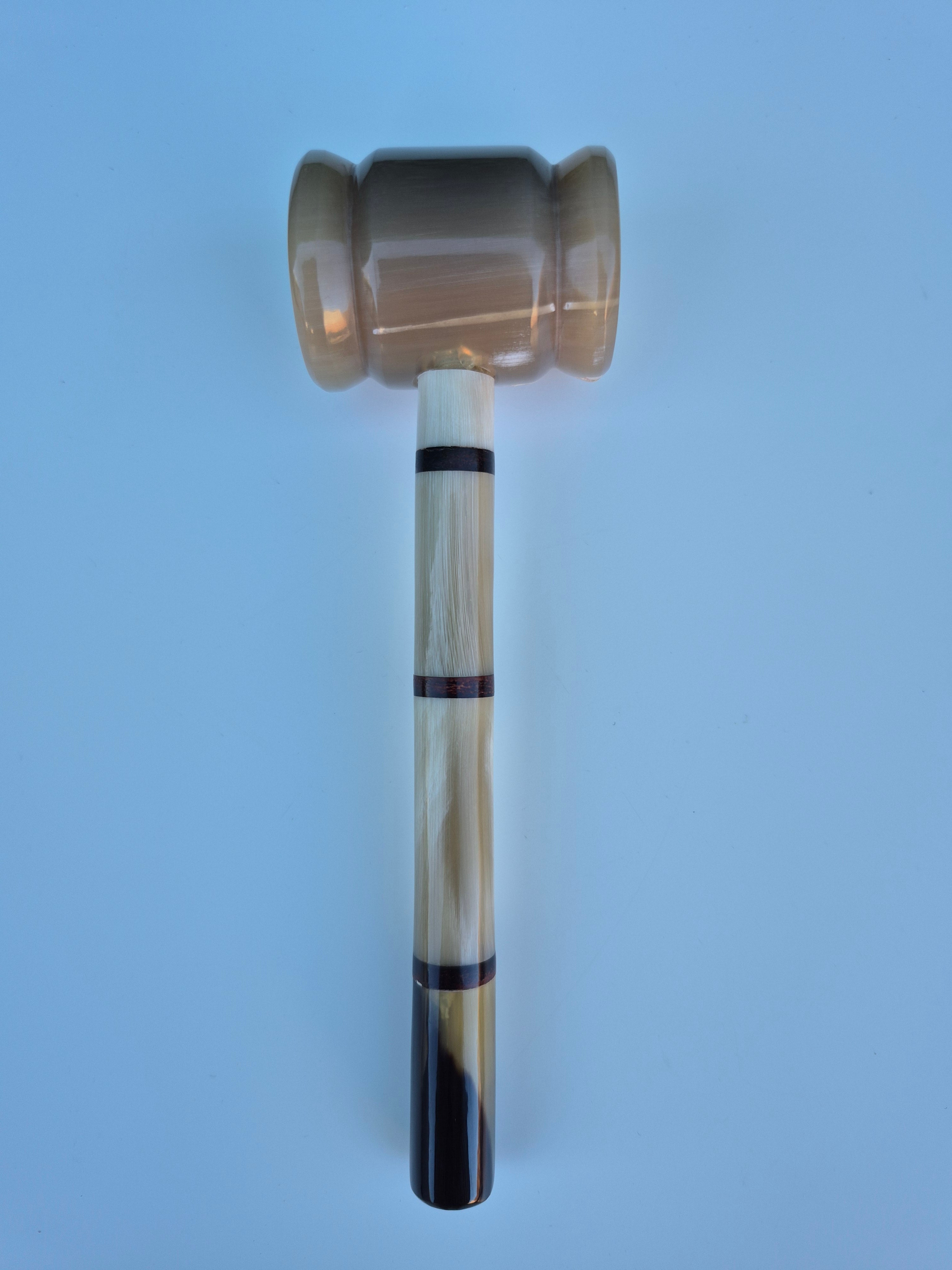 Martillo rematador de guampa