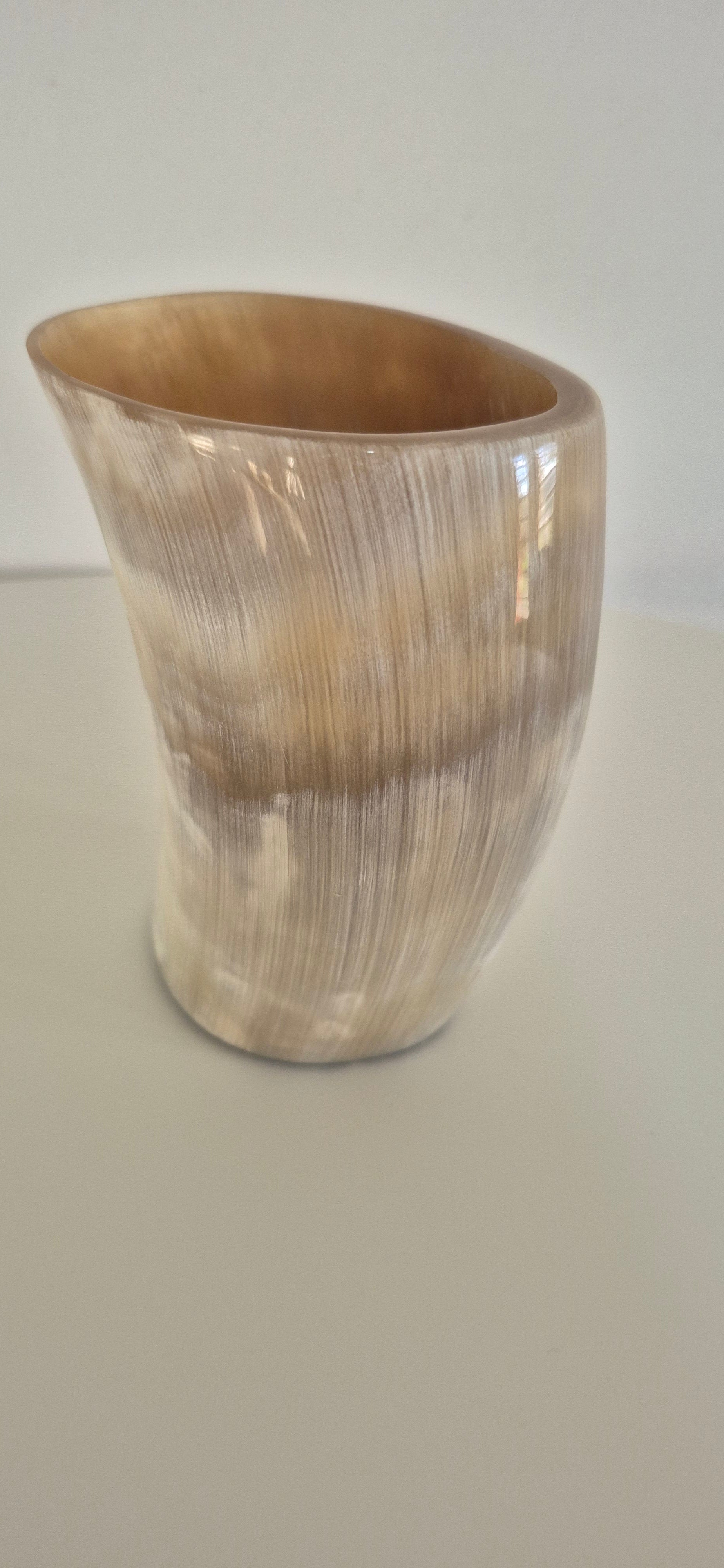 Mate de guampa artesanal